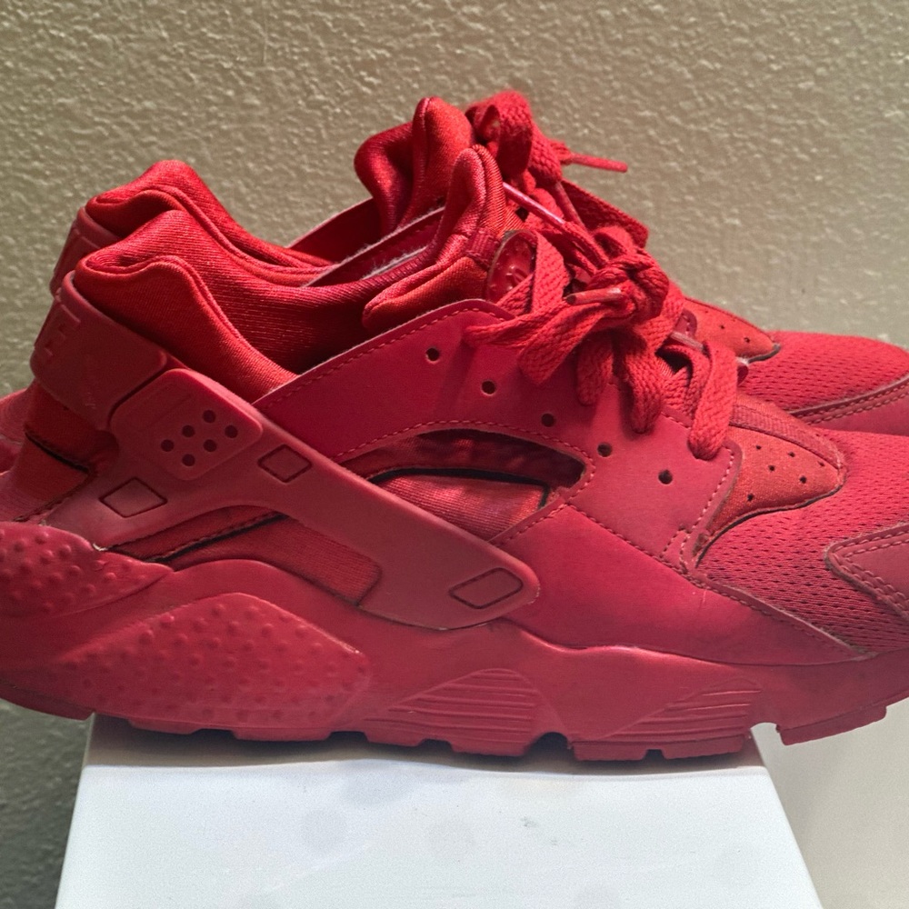 Nike Air Huarache “Triple Red” — Youth Size 6.5.